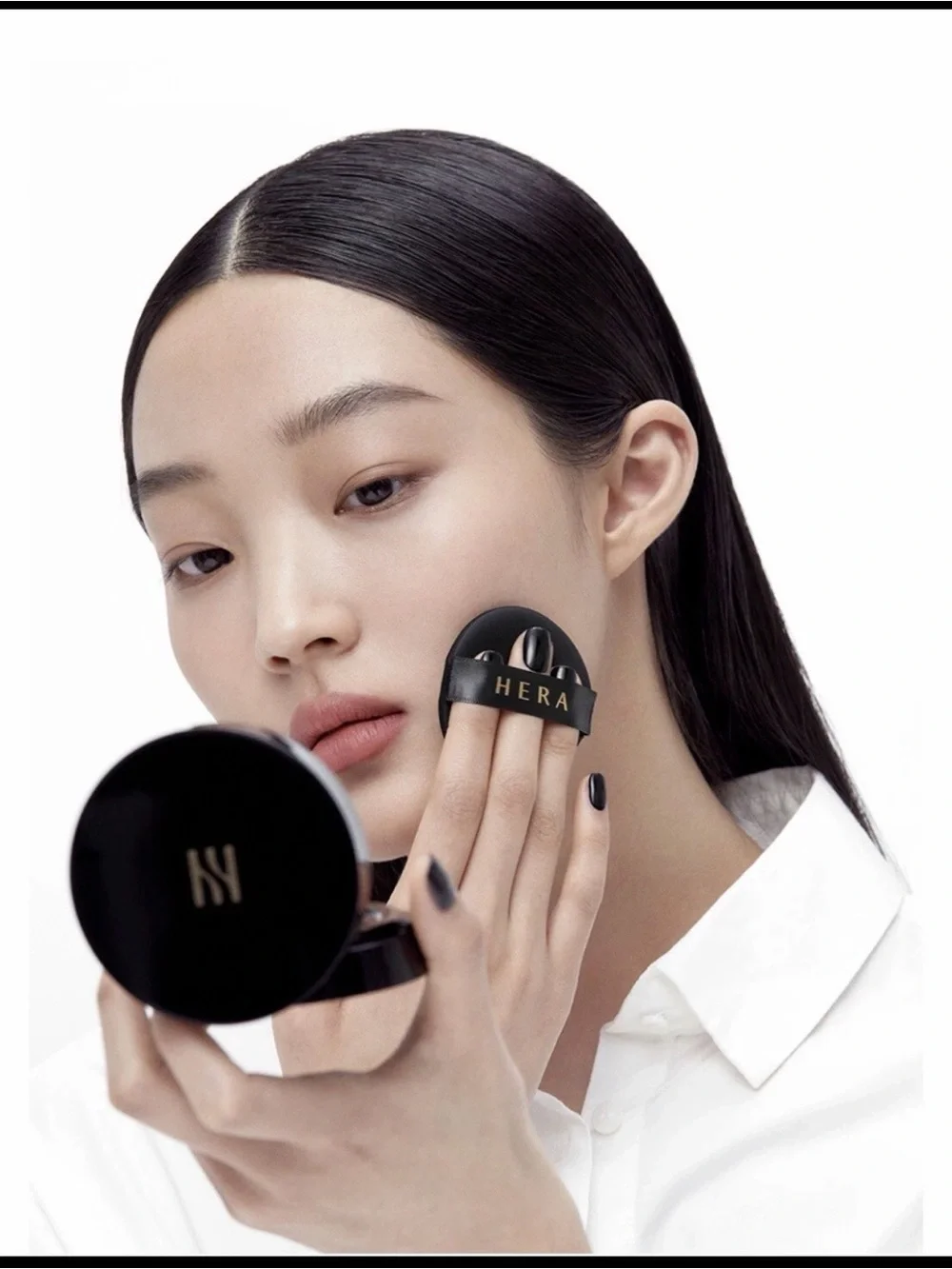 HERA Black Cushion Foundation 23N1 & Two Mini Lip Color - Black Box Gift Set NEW